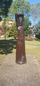 Szent László szobor a Zrínyi Campuson